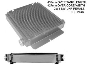 Oljekylare Ransomes Jacobsen gräsklippare är en svart industriradiator med dimensionerna 437mm (tanklängd) och 427mm (kärnbredd). Den innehåller två 1 5/8" UNF honbeslag.