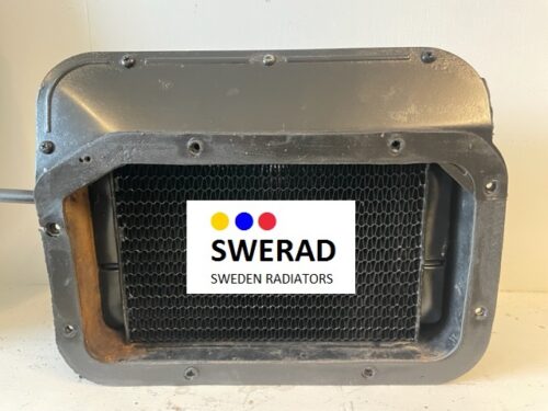 En rektangulär Värmeelement Buick radiator med en svart ram och en logotyp med texten "SWERAD SWEDEN RADIATORS" på.