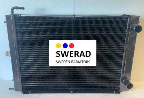 En svart radiator som heter "Kylare Linjemålningsmaskin" har logotypen "SWERAD" och texten "SWEDEN RADIATORS" i vitt på framsidan.